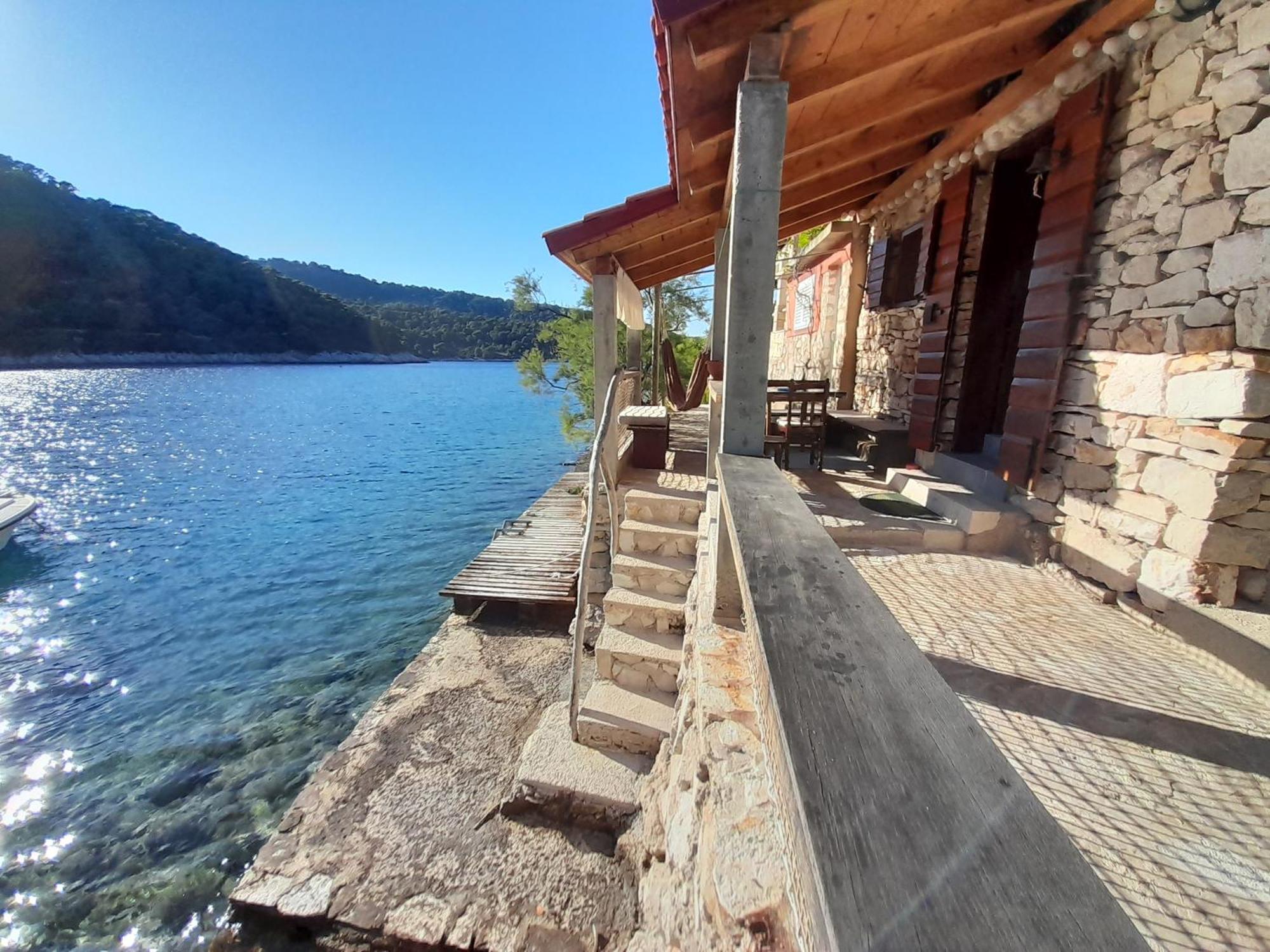 Sea Side House For Two In A Wilderness Villa Vis Exterior photo