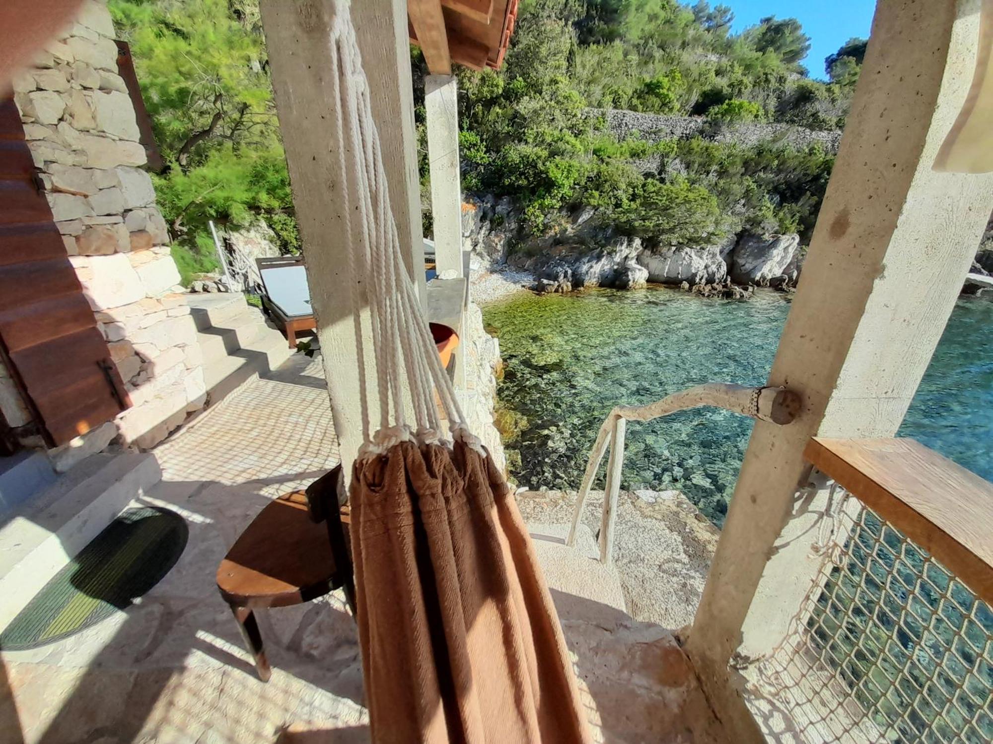Sea Side House For Two In A Wilderness Villa Vis Exterior photo