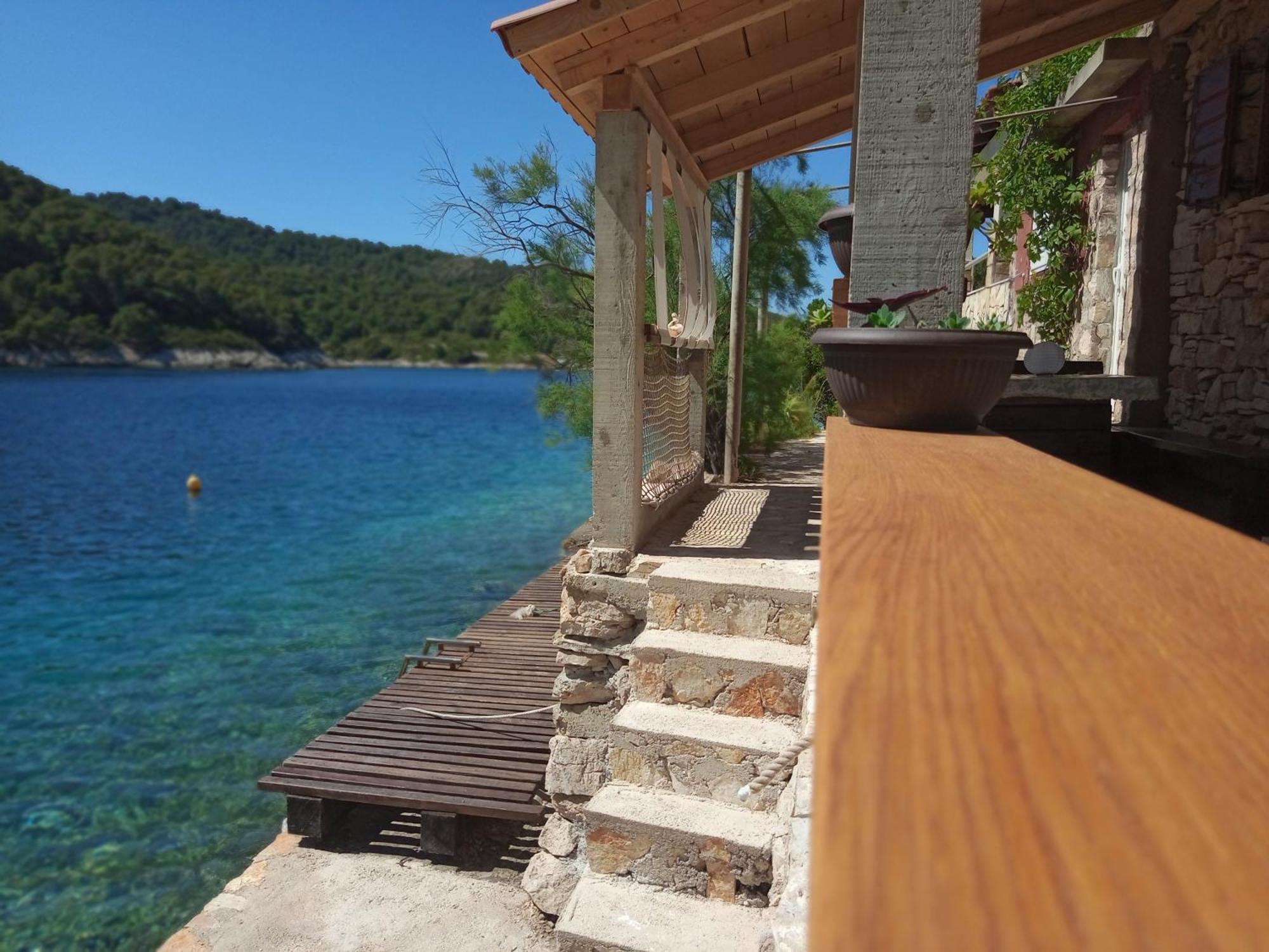 Sea Side House For Two In A Wilderness Villa Vis Exterior photo