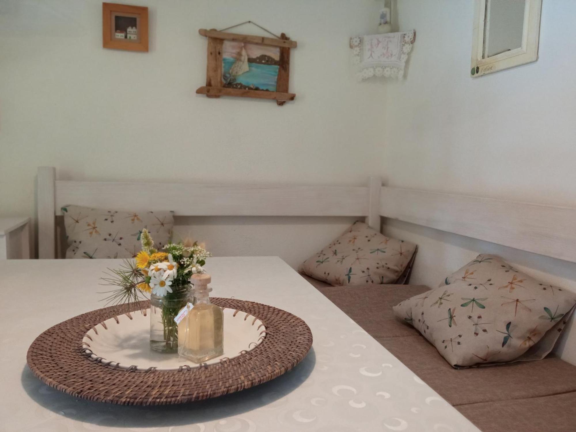 Sea Side House For Two In A Wilderness Villa Vis Exterior photo