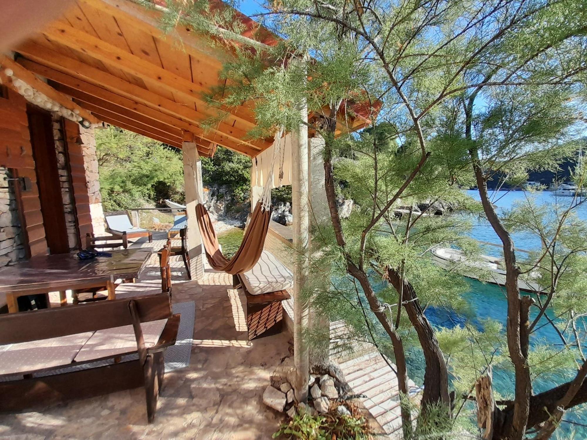 Sea Side House For Two In A Wilderness Villa Vis Exterior photo